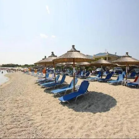 Alex Апартаменты *