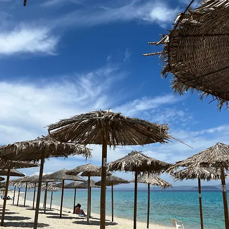 Alex Пефкохори